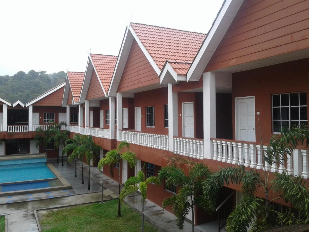 Hornbill Resort Pangkor Kampung Teluk Nipah Buitenkant foto